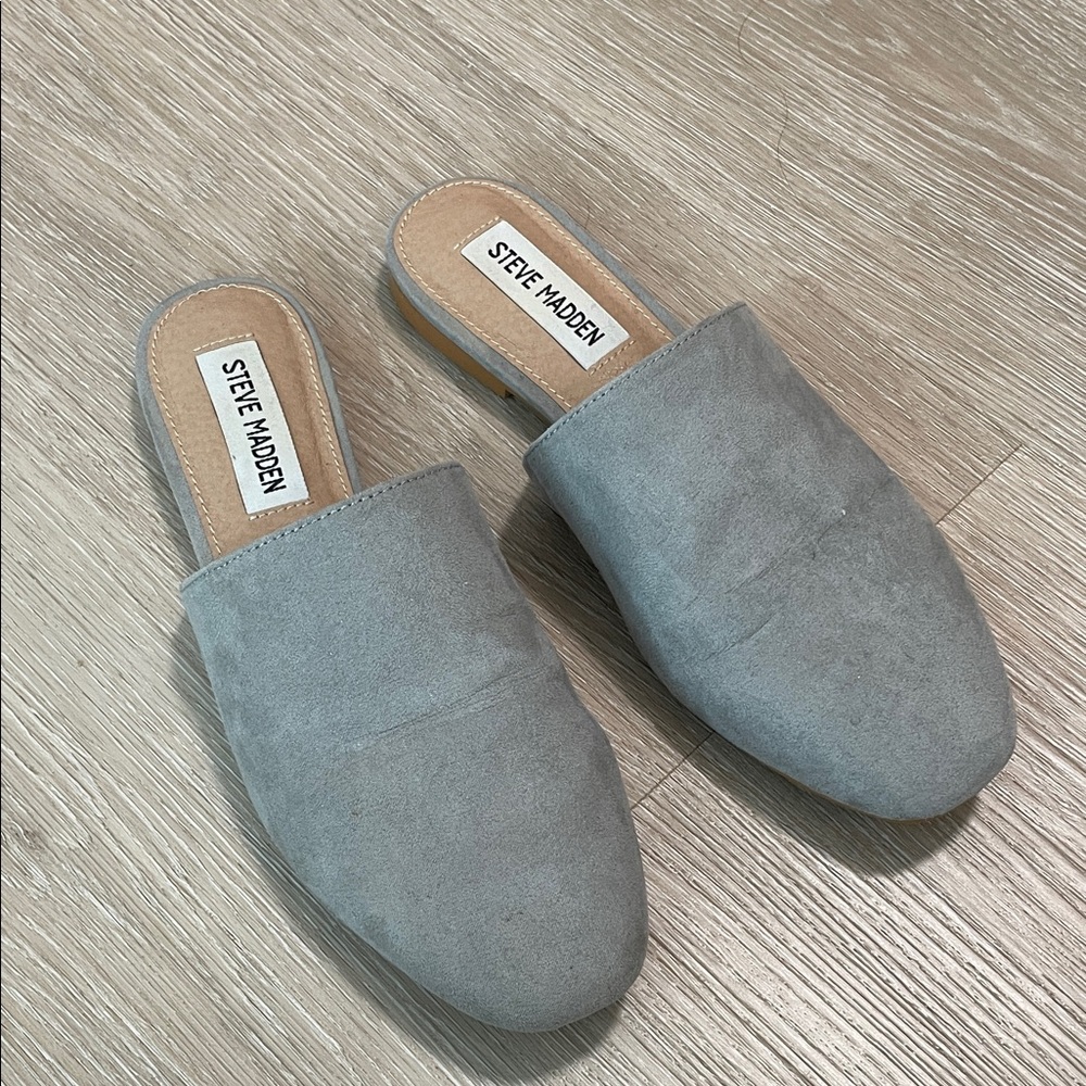 Steve Madden Light Gray Suede Slip-On Mules